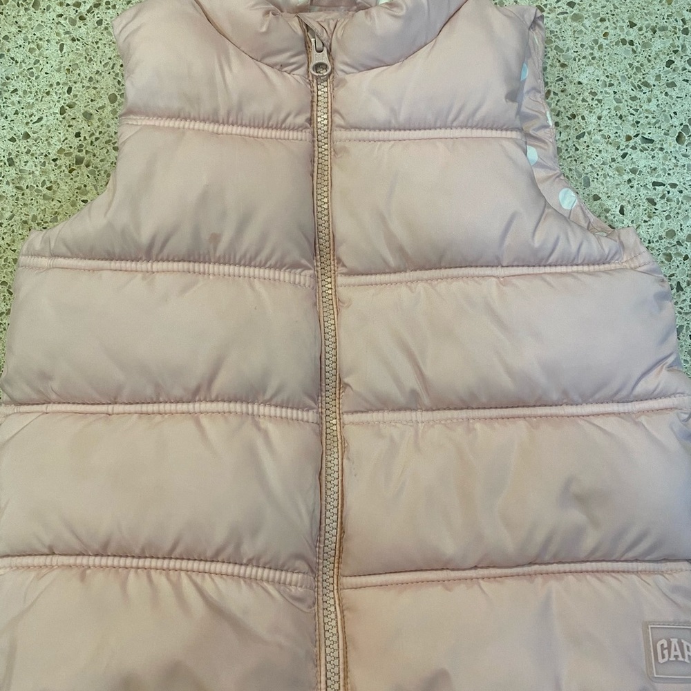 Baby Gap Puffer Vest - size 5